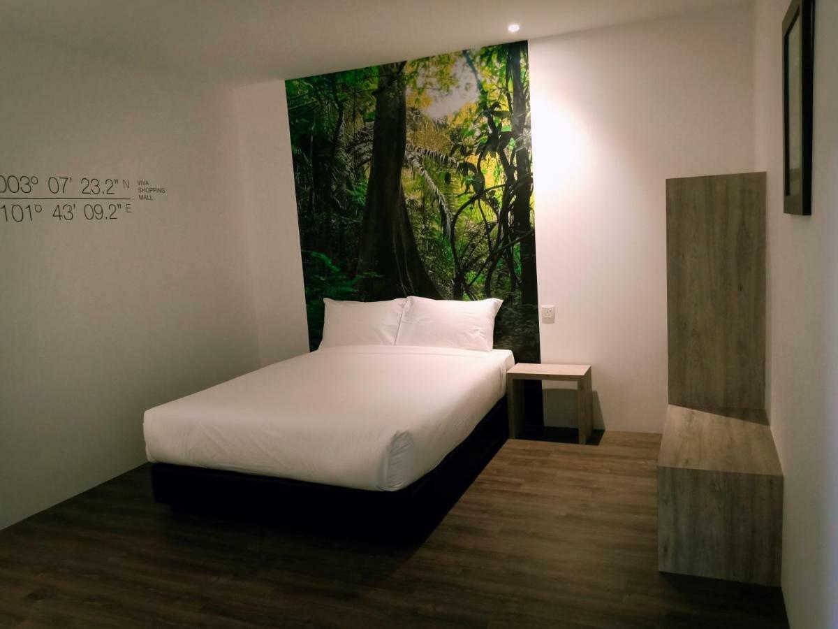 H Boutique Hotel Xplorer Loke Yew Kuala Lumpur Exteriör bild